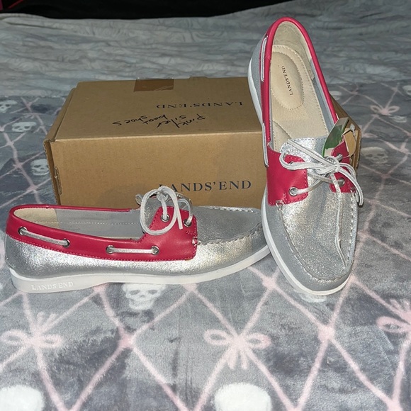 Land’s End Silver metallic and hot pink boat shoe size 8 NWT. - Picture 5 of 13